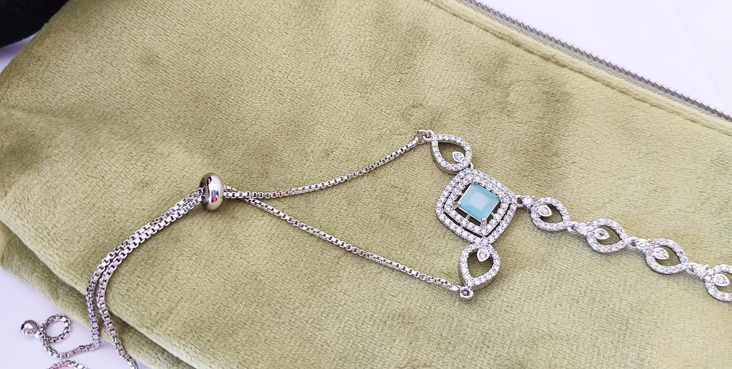 Brace with ring