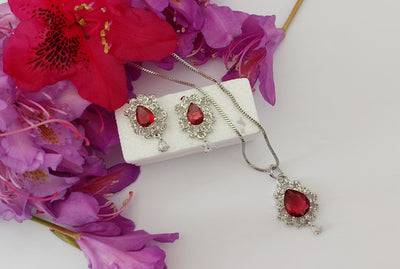 Floral pendant sets